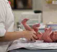 Hipotermija novorođene djece: uzroci, liječenje, njegu, simptomi, znakovi