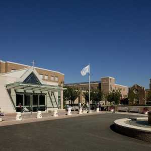 Klinike i bolnice u Americi Saint Francis Hospital, Long Island, New York, SAD
